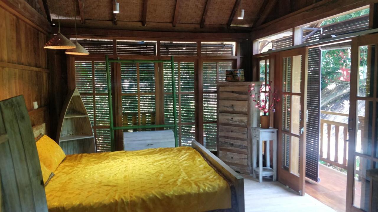Kong * Amed (Bali)