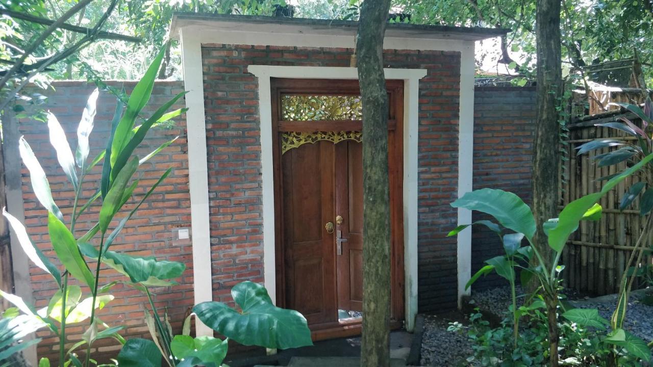 Kong Villa *