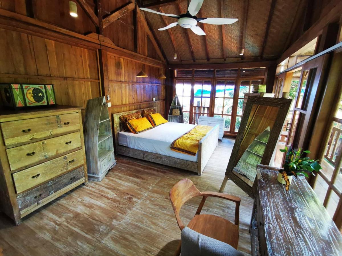 Kong Villa *